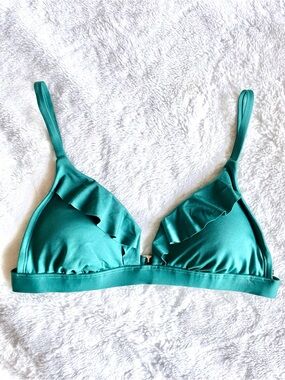 Shade & Shore Ruffle Bikini Top